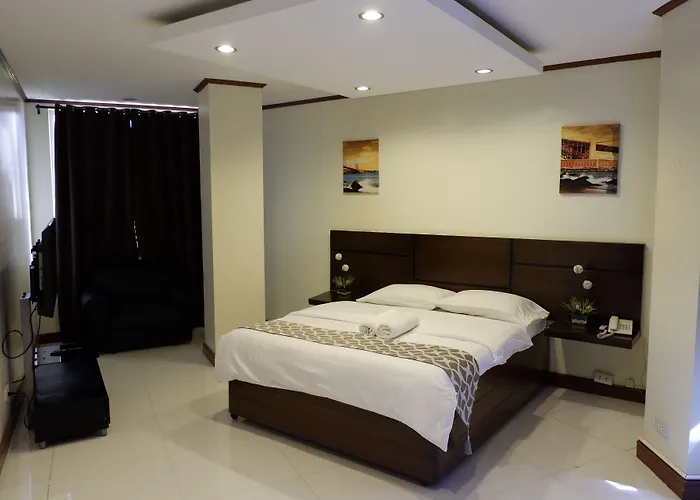 Mannra Hotel *